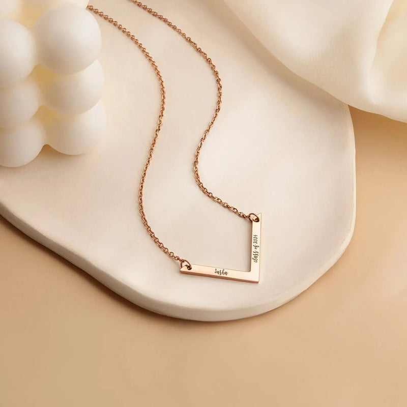 Best Friend Graduation Gift - Personalized Graduation Necklace with Name - Custom Class of 2024 High School, College Graduation Gift