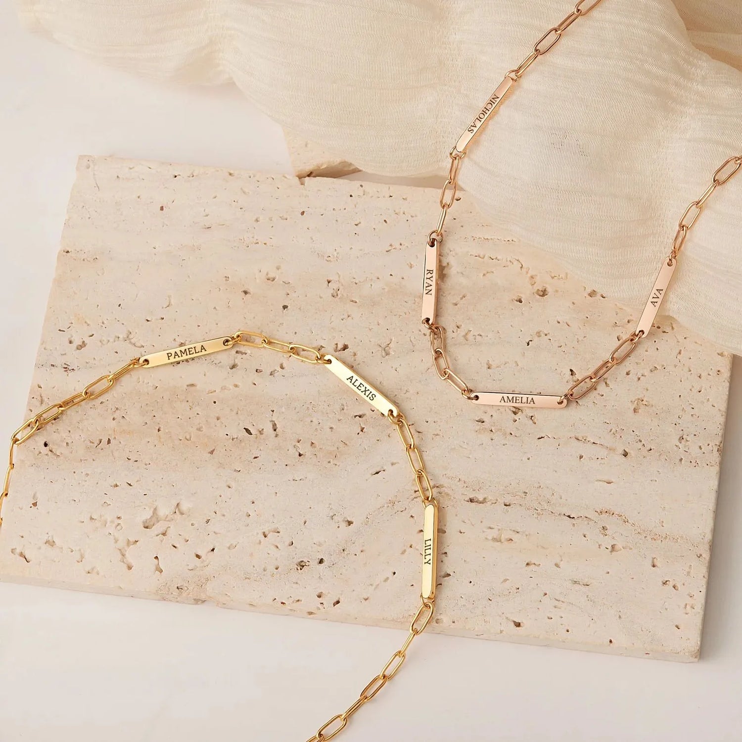 Mom Necklace with Kids Name - Paperclip Chain Necklace - Personalized Jewelry Gifts for Mom - Multiple Name Bar Necklace Mothers Day Gifts