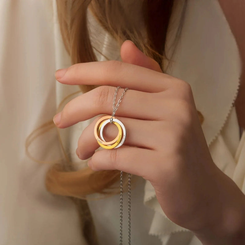 Mothers Day Necklace - Linked Circle Necklace - Family Necklace Engraved Kids Name Necklace - Interlocking Circle Necklace Sterling Silver