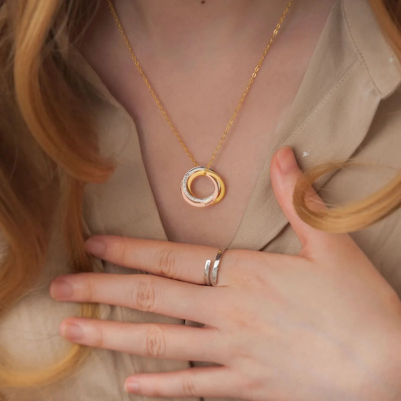 Mothers Day Necklace - Linked Circle Necklace - Family Necklace Engraved Kids Name Necklace - Interlocking Circle Necklace Sterling Silver