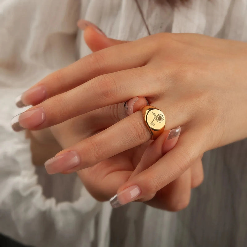 Mothers Day Gift for Wife - Birth Flower Ring - Signet Ring - Gold Signet Ring - Floral Ring Personalized Ring - Mom Ring Handmade Gift